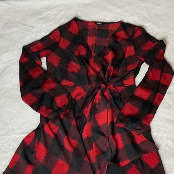 Express Red and Black Asymmetrical Tie Front SunDress - Picture 13 of 15